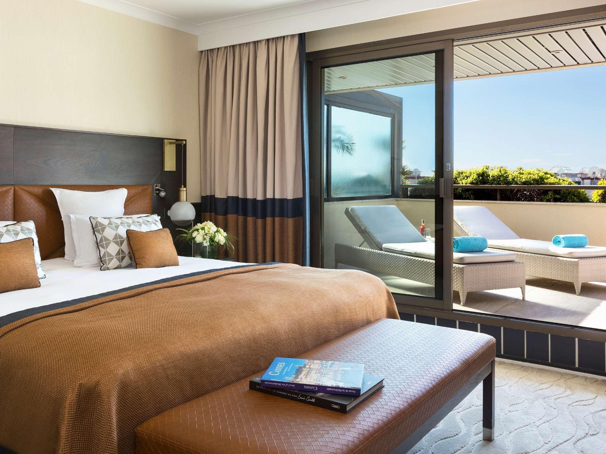 Hotel Barriere Le Gray D'Albion Кан Екстериор снимка