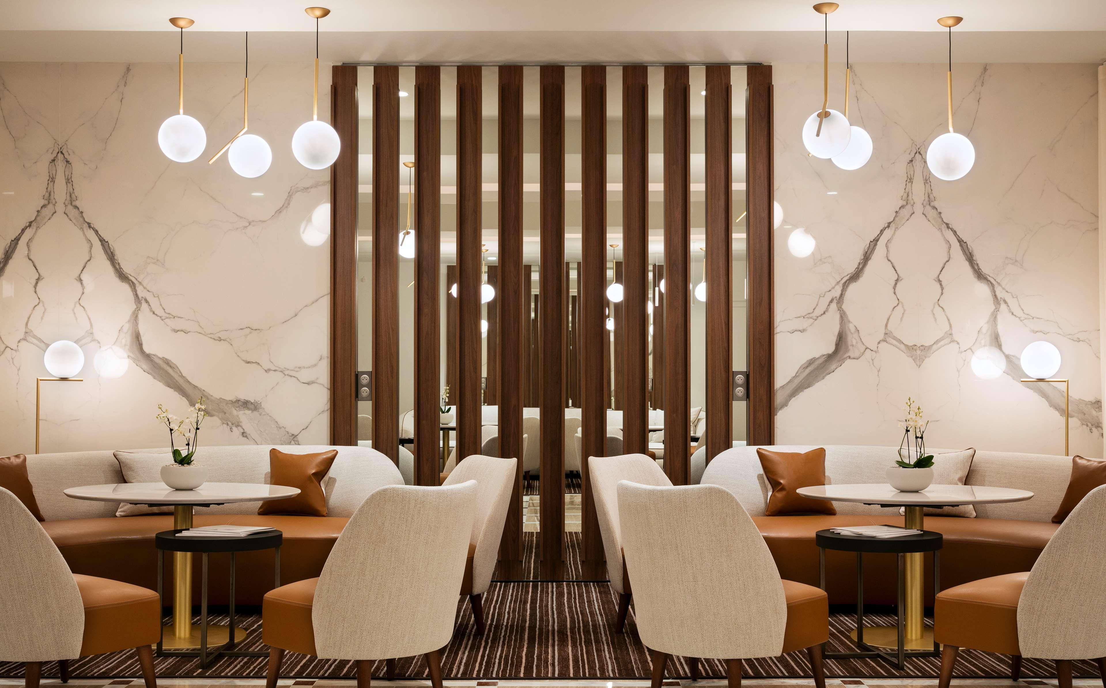 Hotel Barriere Le Gray D'Albion Кан Екстериор снимка