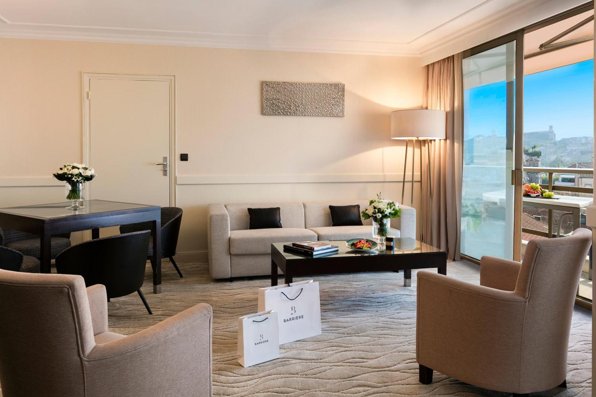 Hotel Barriere Le Gray D'Albion Кан Екстериор снимка