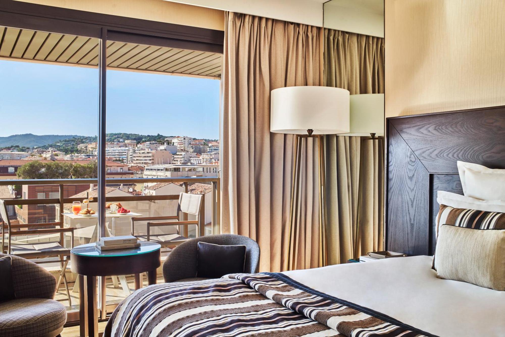 Hotel Barriere Le Gray D'Albion Кан Екстериор снимка