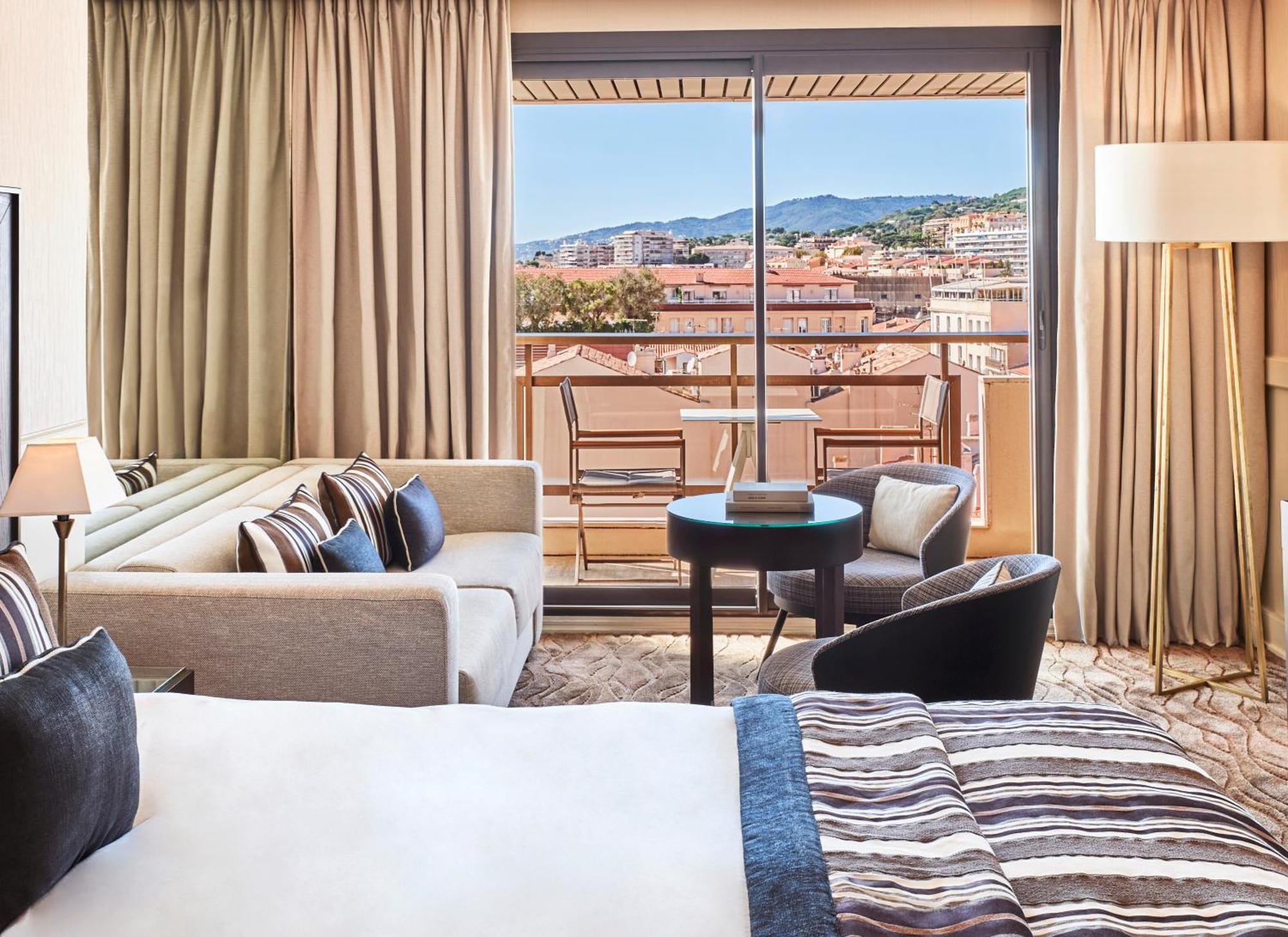 Hotel Barriere Le Gray D'Albion Кан Екстериор снимка